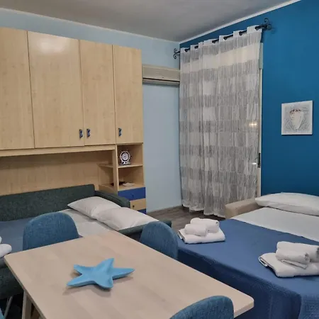 Taormina Roby * 贾迪尼-纳克索斯