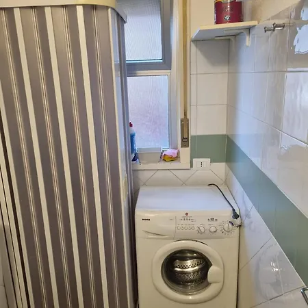 Taormina Roby 公寓 *