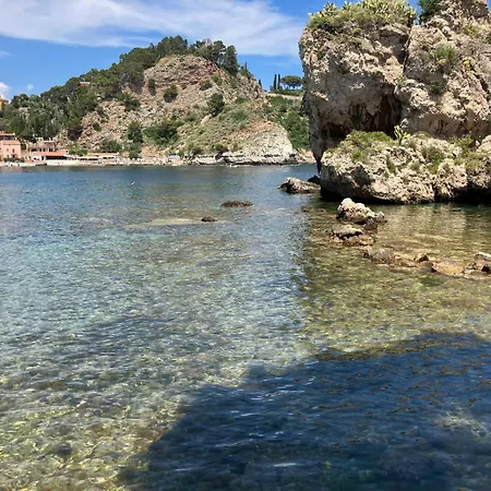 Taormina Roby 贾迪尼-纳克索斯